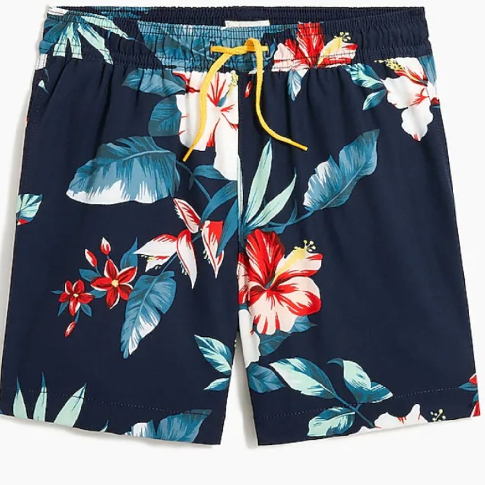 J. Crew boys hibiscus swim trunk, size 8 (Medium), NWT - Picture 1 of 1